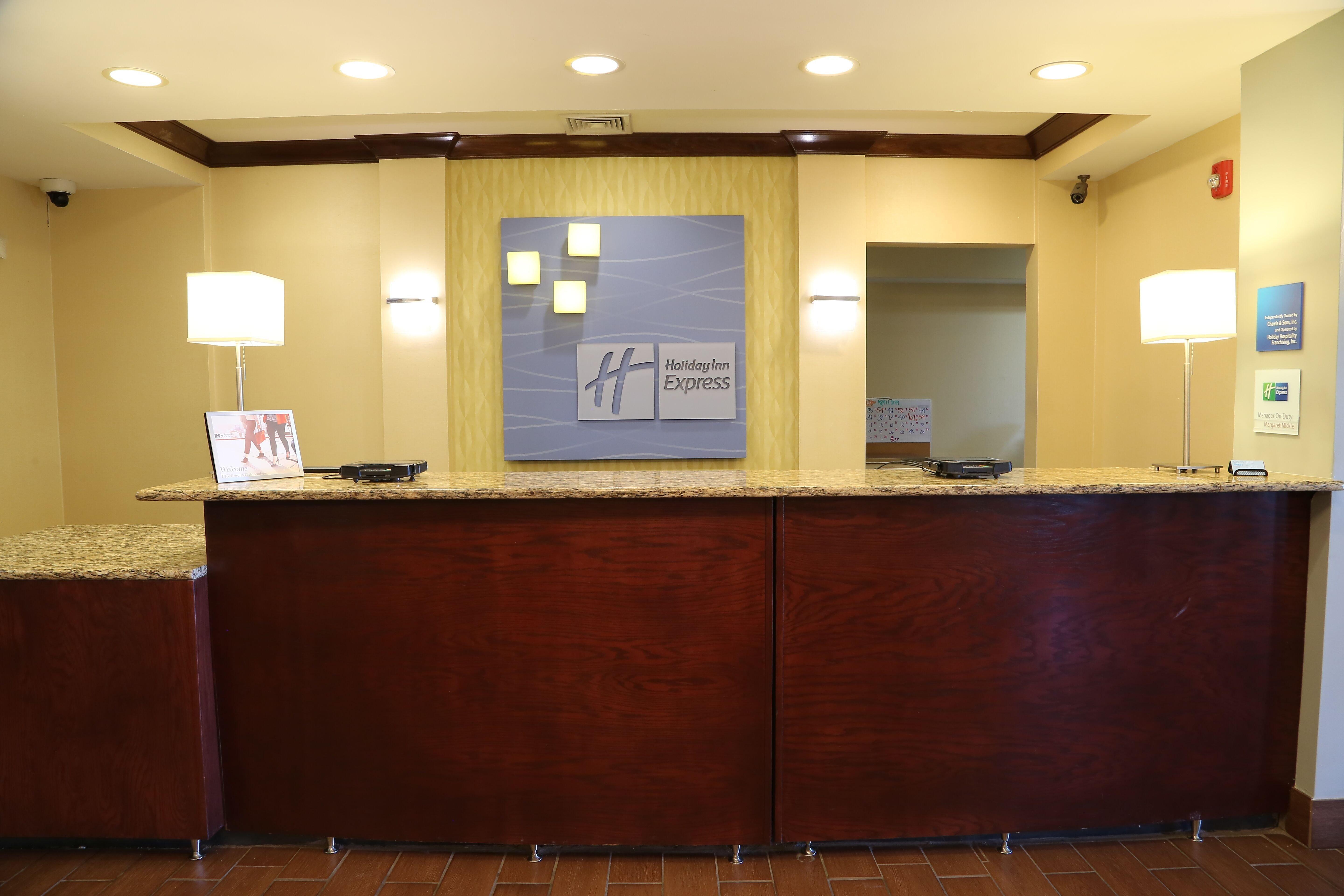 Holiday Inn Express Hotel & Suites Cleveland - Ms By Ihg Extérieur photo