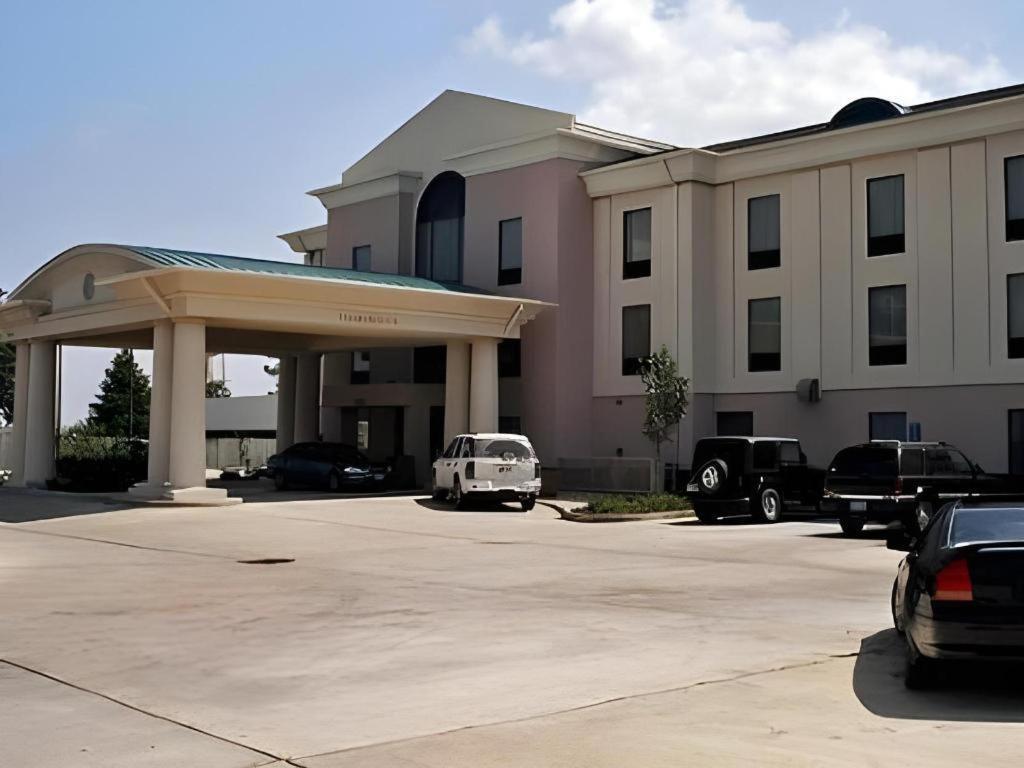 Holiday Inn Express Hotel & Suites Cleveland - Ms By Ihg Extérieur photo